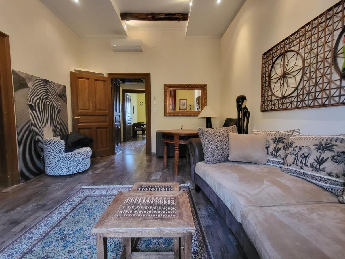 Stylish Apartment In Center Of Zagabria Esterno foto
