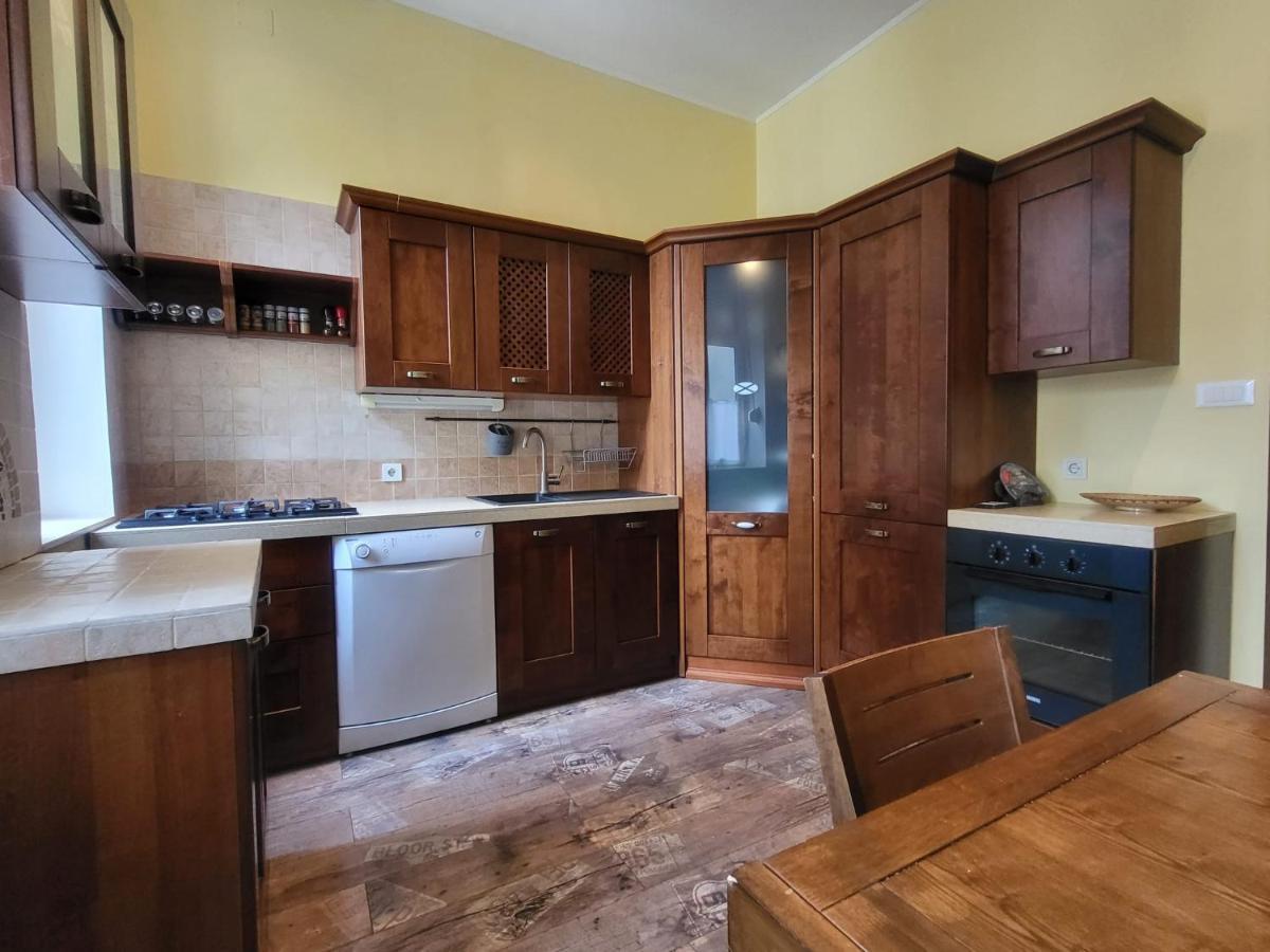 Stylish Apartment In Center Of Zagabria Esterno foto
