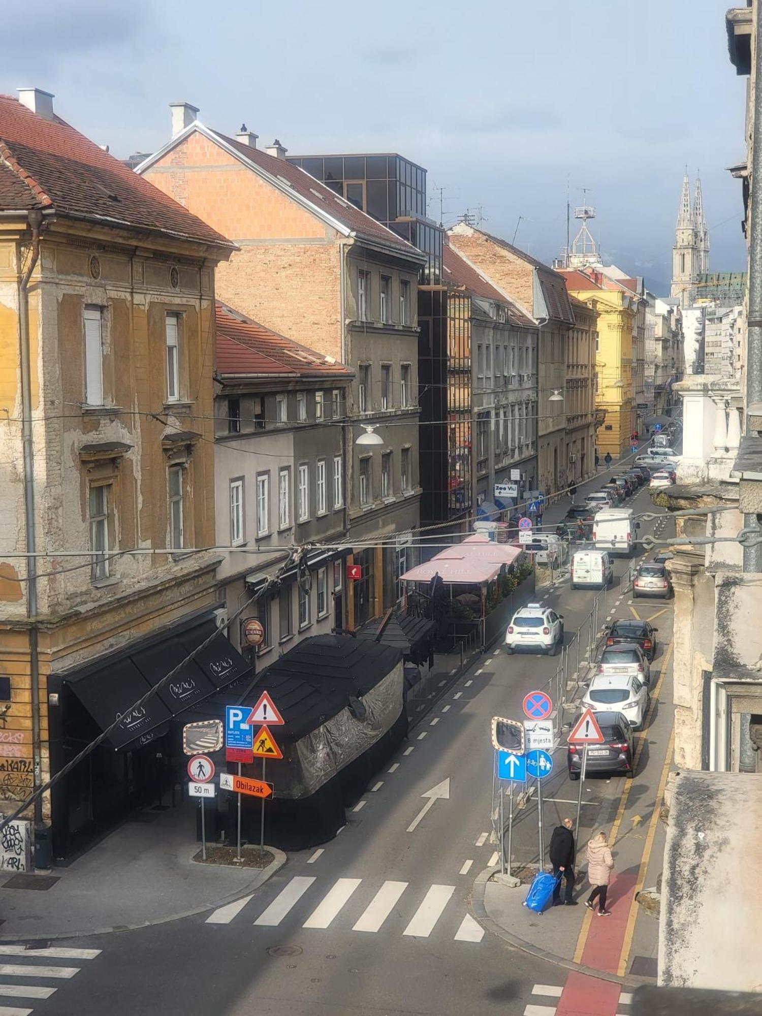 Stylish Apartment In Center Of Zagabria Esterno foto